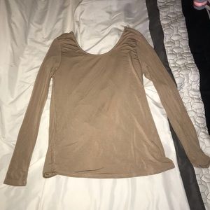 Backless long sleeve